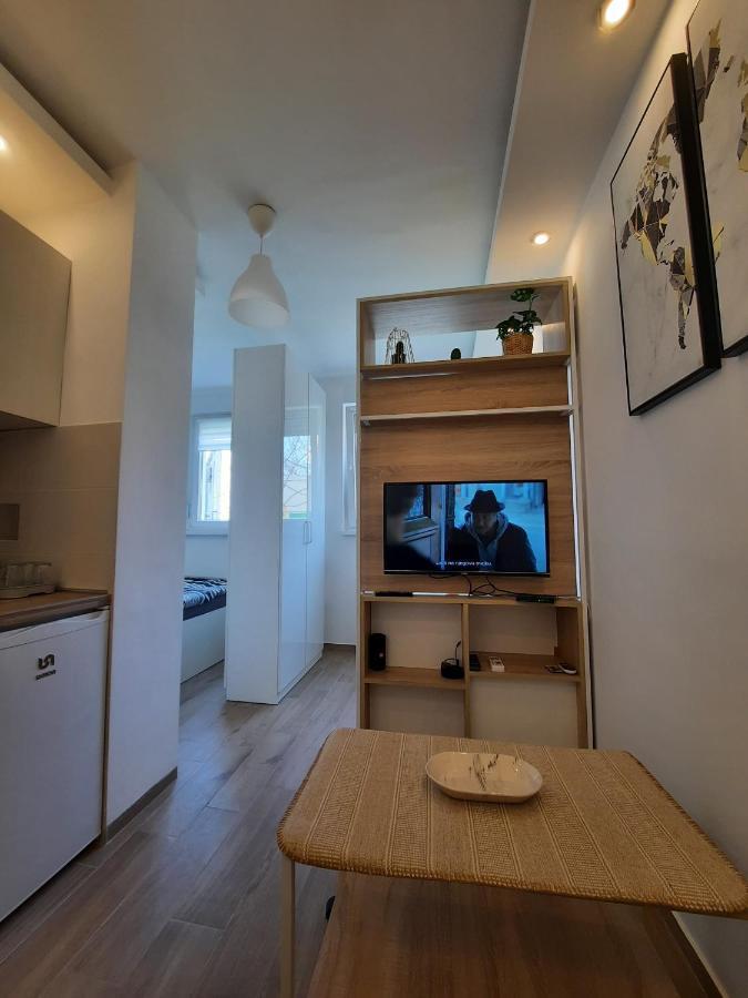 Piccolo Ada Apartment